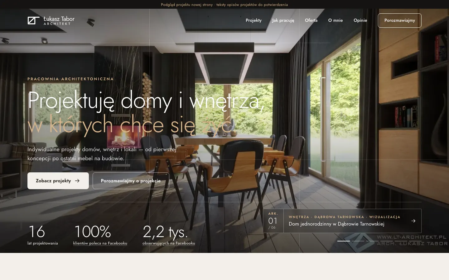 Strona Pracownia architektoniczna na komputerze